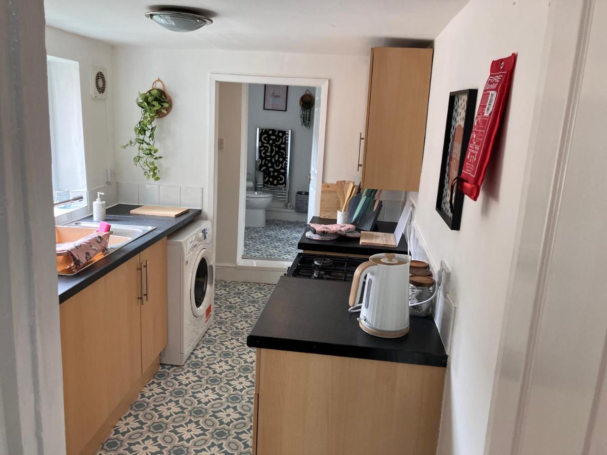 סנדרלנד Romford Cottage - Close To Centre, Hospital Crownworks Studio Nissan And Stadium Of Light מראה חיצוני תמונה